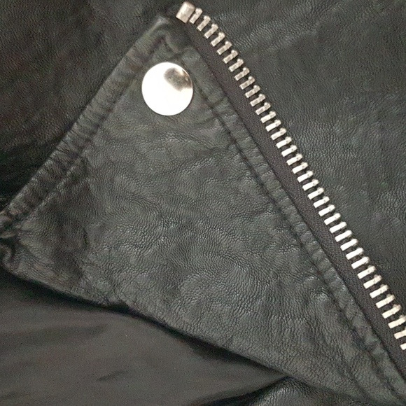 American Eagle Leather Jacket - Picture 4 of 5